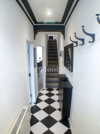 D1_LOWER_HALLWAY
