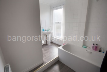 REAR BATHOOM