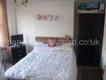 double bedroom