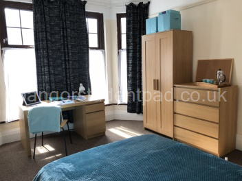 ROOM 1