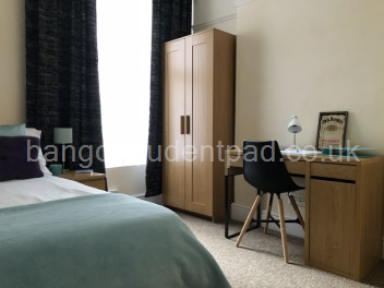 ROOM 2