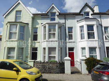 Front view (Red Door)