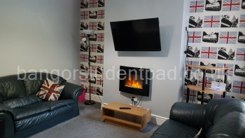 Living room 1   4.0 x 4.2m