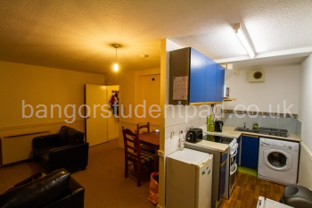 View of lounge / kitchen