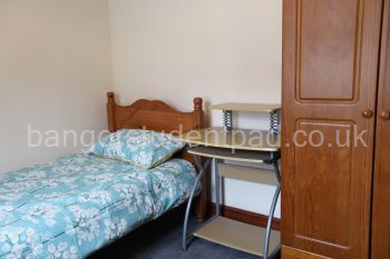 SINGLE ROOM - £85 PER WEEK