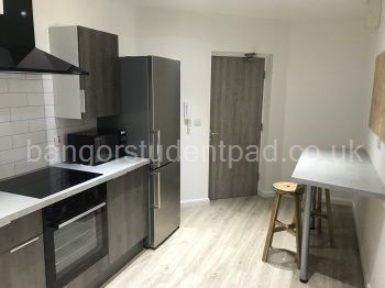 2-Bed Flat Kitchen