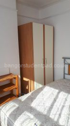 Ground floor bedroom - kingsize bed