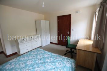 ADDITIONAL PHOTO OF EN SUITE ROOM