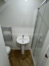 Flat 8 Ensuite