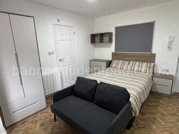 Flat 1