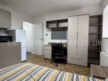 Flat 6