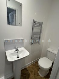 Flat 8