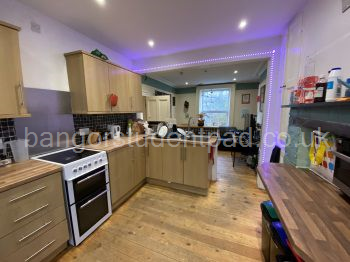 Student Accommodation: Open-plan kitchen-living room